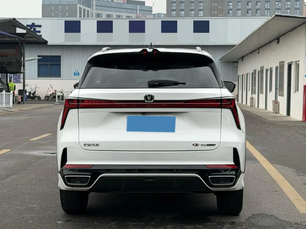 2024 ChangAn CS75 Plus 1.5T 188HP L4 8AT,autocango,china used car exporter,china ev exporter,chinese used car exporter,chinese used ev exporter