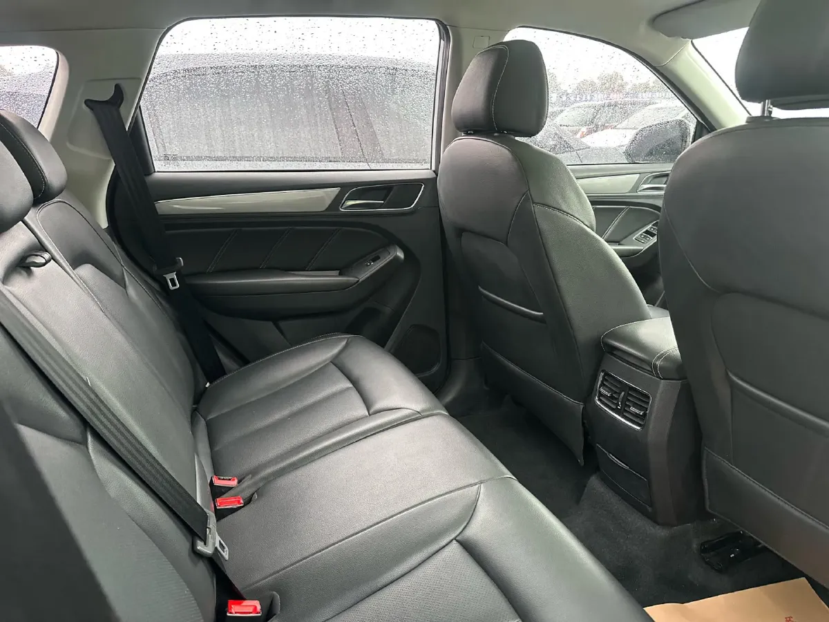 2018 Roewe RX5 1.5T 169HP L4 6MT,autocango,china used car exporter,china ev exporter,chinese used car exporter,chinese used ev exporter