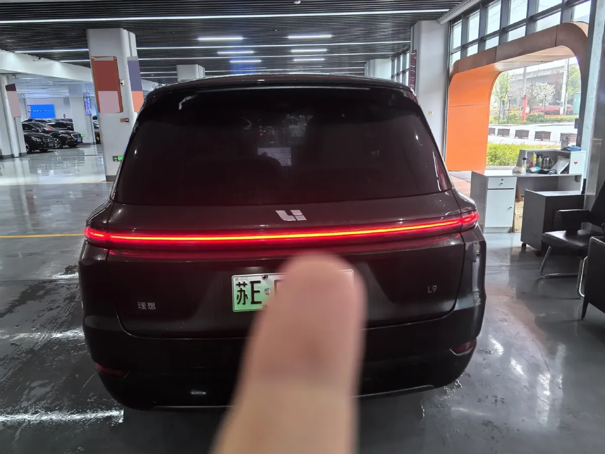 2024 Li L9 Range Extended 154HP REEV 52.3KWH,autocango,china used car exporter,china ev exporter,chinese used car exporter,chinese used ev exporter