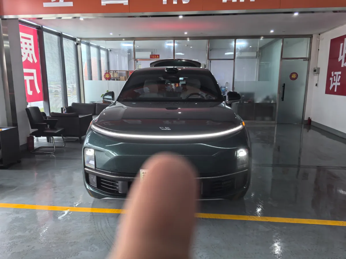 2024 Li L9 Range Extended 154HP REEV 52.3KWH,autocango,china used car exporter,china ev exporter,chinese used car exporter,chinese used ev exporter