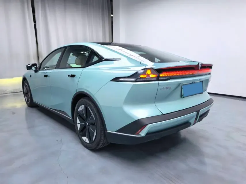 2022 DongFeng Forthing LingZhi EV BEV 68.4KWH,autocango,china used car exporter,china ev exporter,chinese used car exporter,chinese used ev exporter