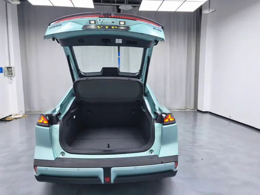 2022 DongFeng Forthing LingZhi EV BEV 68.4KWH,autocango,china used car exporter,china ev exporter,chinese used car exporter,chinese used ev exporter