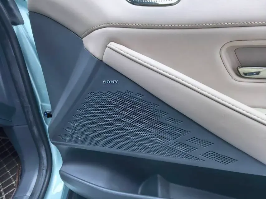 2022 DongFeng Forthing LingZhi EV BEV 68.4KWH,autocango,china used car exporter,china ev exporter,chinese used car exporter,chinese used ev exporter