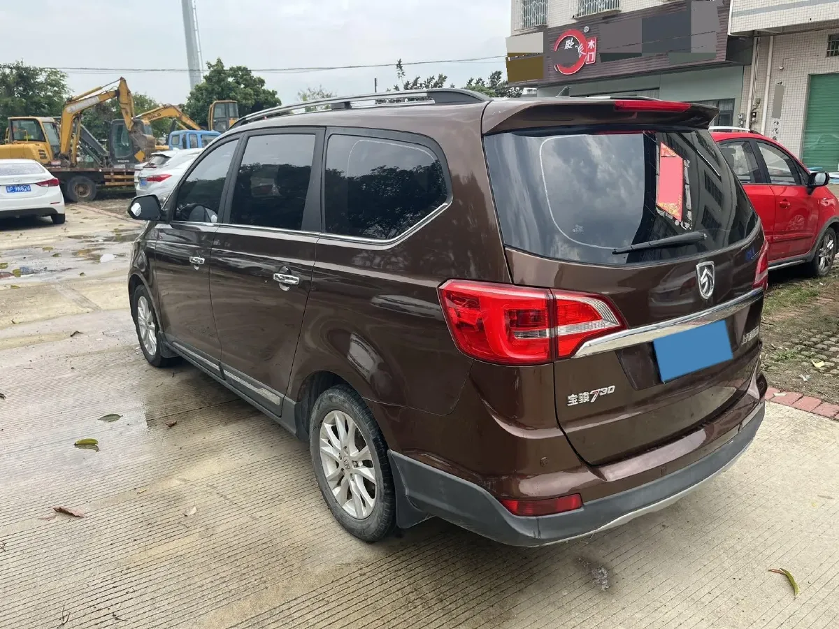 2016 BaoJun 560 1.5T 150HP L4 6MT,autocango,china used car exporter,china ev exporter,chinese used car exporter,chinese used ev exporter