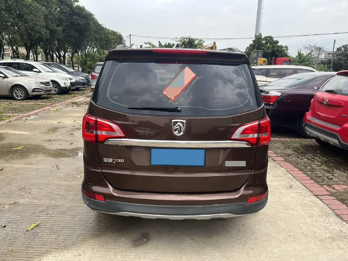 2016 BaoJun 560 1.5T 150HP L4 6MT,autocango,china used car exporter,china ev exporter,chinese used car exporter,chinese used ev exporter