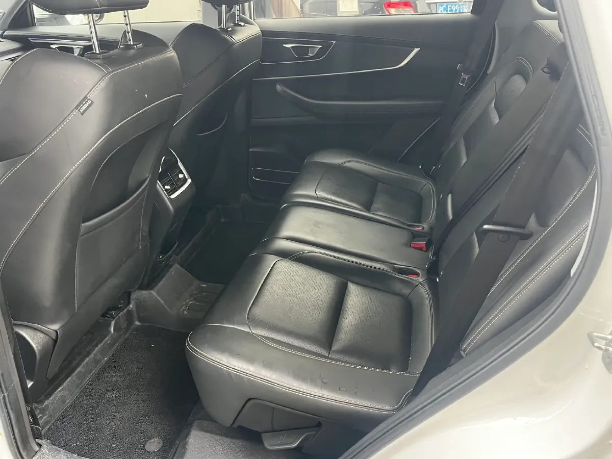 2020 Chery Tiggo 8 1.5T 156HP L4 6DCT,autocango,china used car exporter,china ev exporter,chinese used car exporter,chinese used ev exporter