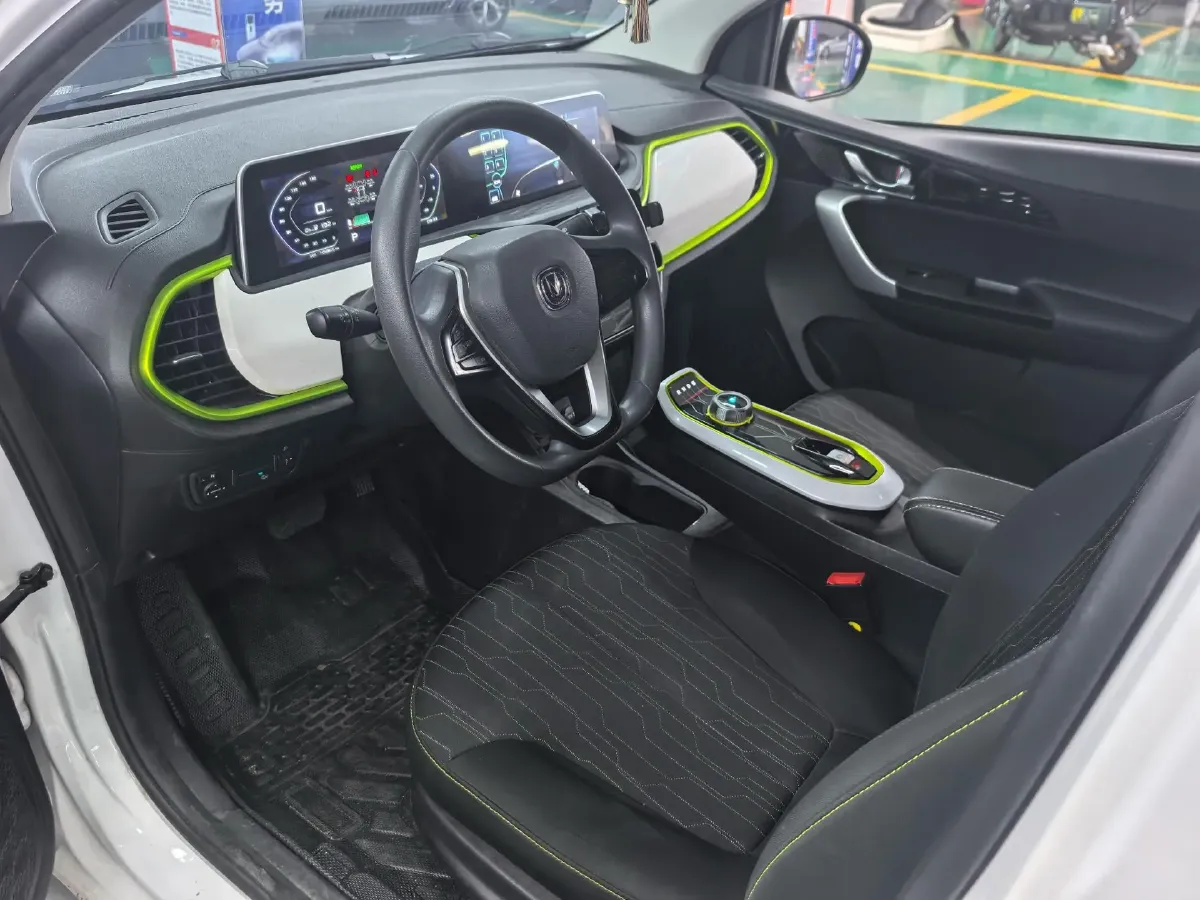 2020 ChangAn BenBen E-Star BEV 32.2KWH,autocango,china used car exporter,china ev exporter,chinese used car exporter,chinese used ev exporter