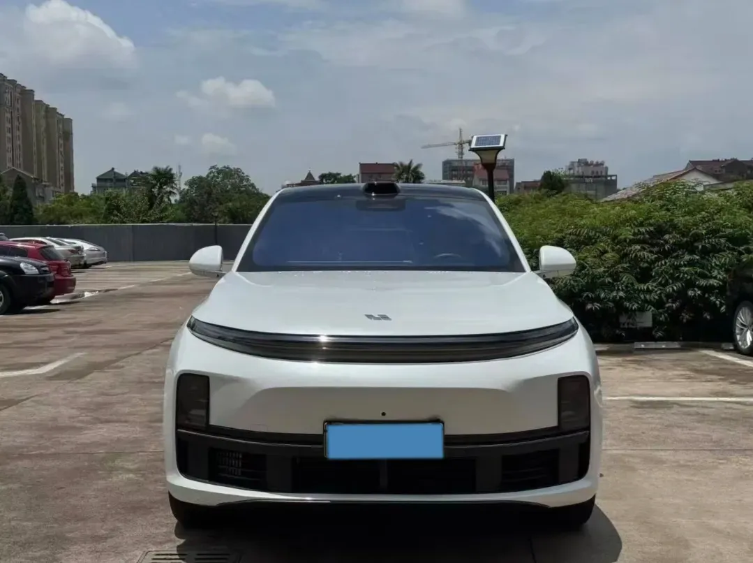 2025 Li L7 Range Extended 154HP REEV,autocango,china used car exporter,china ev exporter,chinese used car exporter,chinese used ev exporter