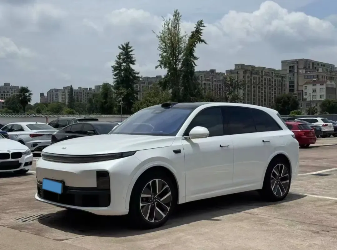 2025 Li L7 Range Extended 154HP REEV,autocango,china used car exporter,china ev exporter,chinese used car exporter,chinese used ev exporter