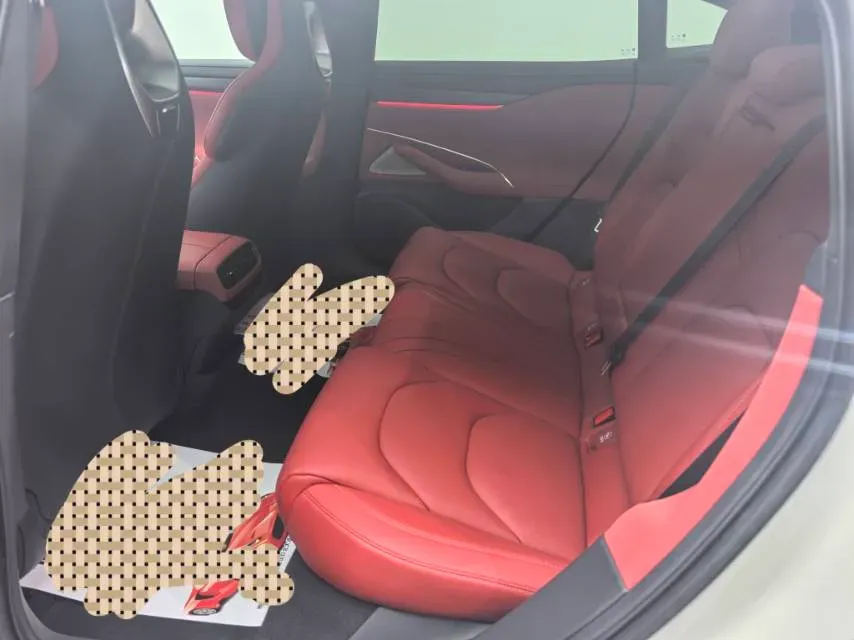 2024 MI SU7 BEV 101KWH,autocango,china used car exporter,china ev exporter,chinese used car exporter,chinese used ev exporter