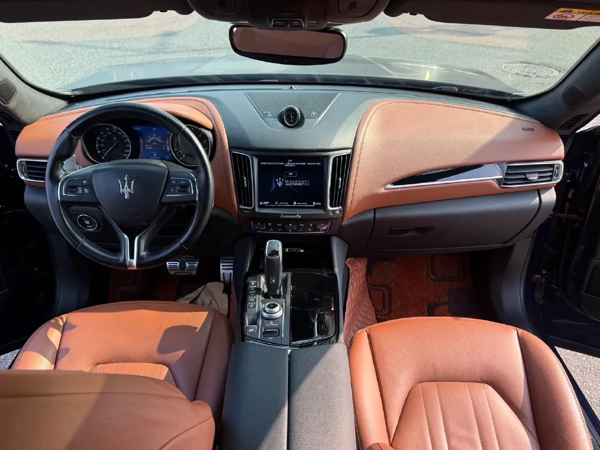 2019 Maserati Levante 3.0T 350HP V6 8AT,autocango,china used car exporter,china ev exporter,chinese used car exporter,chinese used ev exporter