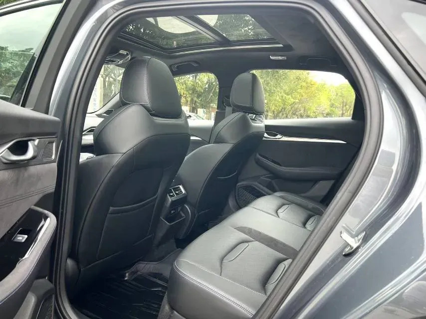 2024 Geely Preface 2.0T 190HP L4 7DCT,autocango,china used car exporter,china ev exporter,chinese used car exporter,chinese used ev exporter