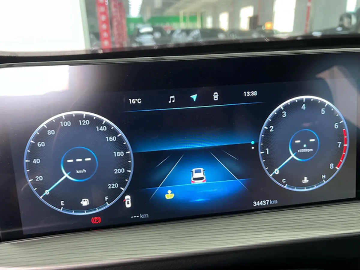 2022 ChangAn CS75 Plus 2.0T 233HP L4 8AT,autocango,china used car exporter,china ev exporter,chinese used car exporter,chinese used ev exporter