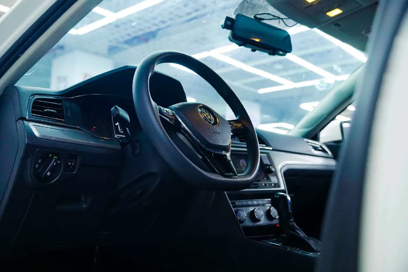 2021 Volkswagen Lamando 1.4T 150HP L4 7DCT,autocango,china used car exporter,china ev exporter,chinese used car exporter,chinese used ev exporter