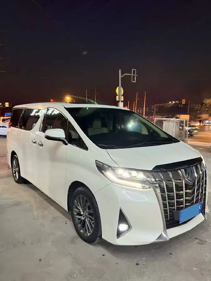 2018 Toyota Alphard 3.5L 301HP V6 8AT,autocango,china used car exporter,china ev exporter,chinese used car exporter,chinese used ev exporter