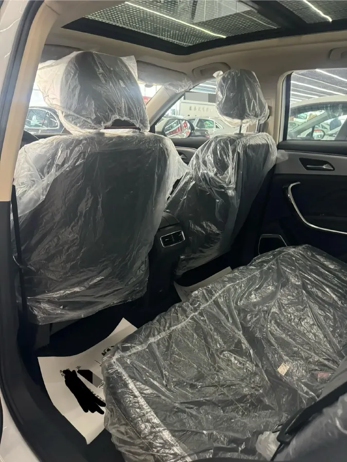 2023 Bestune T77 1.5T 169HP L4 7DCT,autocango,china used car exporter,china ev exporter,chinese used car exporter,chinese used ev exporter