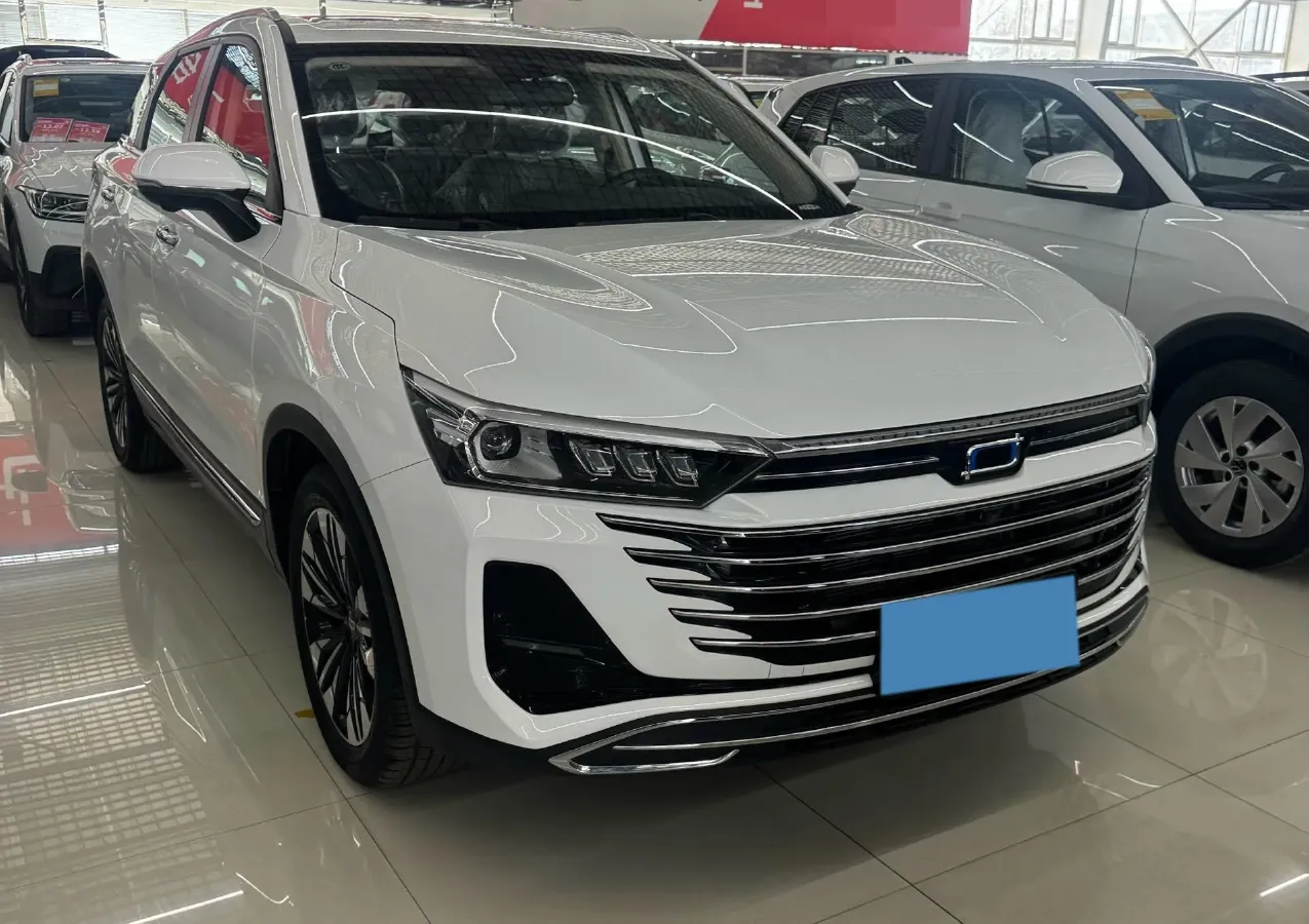 2023 Bestune T77 1.5T 169HP L4 7DCT,autocango,china used car exporter,china ev exporter,chinese used car exporter,chinese used ev exporter