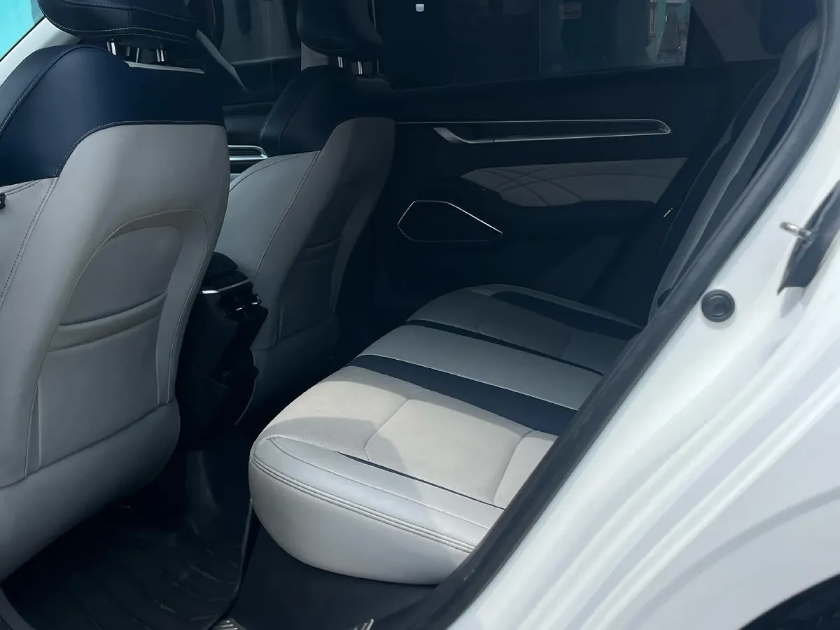 2022 Geely Emgrand 1.5L 114HP L4 CVT,autocango,china used car exporter,china ev exporter,chinese used car exporter,chinese used ev exporter