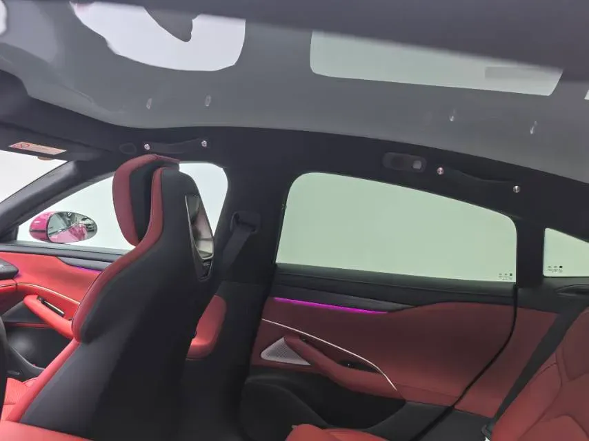 2024 MI SU7 BEV 101KWH,autocango,china used car exporter,china ev exporter,chinese used car exporter,chinese used ev exporter