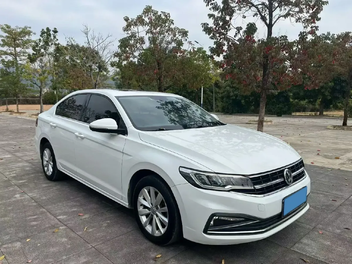 2019 Ford Focus 1.5T 184HP L3 8AT,autocango,china used car exporter,china ev exporter,chinese used car exporter,chinese used ev exporter