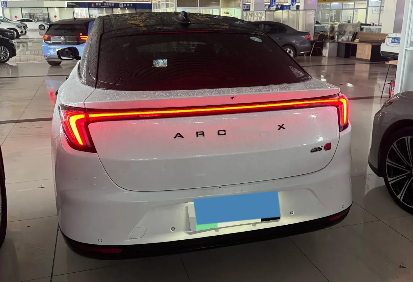 2022 ARCFOX αS BEV 74.5KWH,autocango,china used car exporter,china ev exporter,chinese used car exporter,chinese used ev exporter