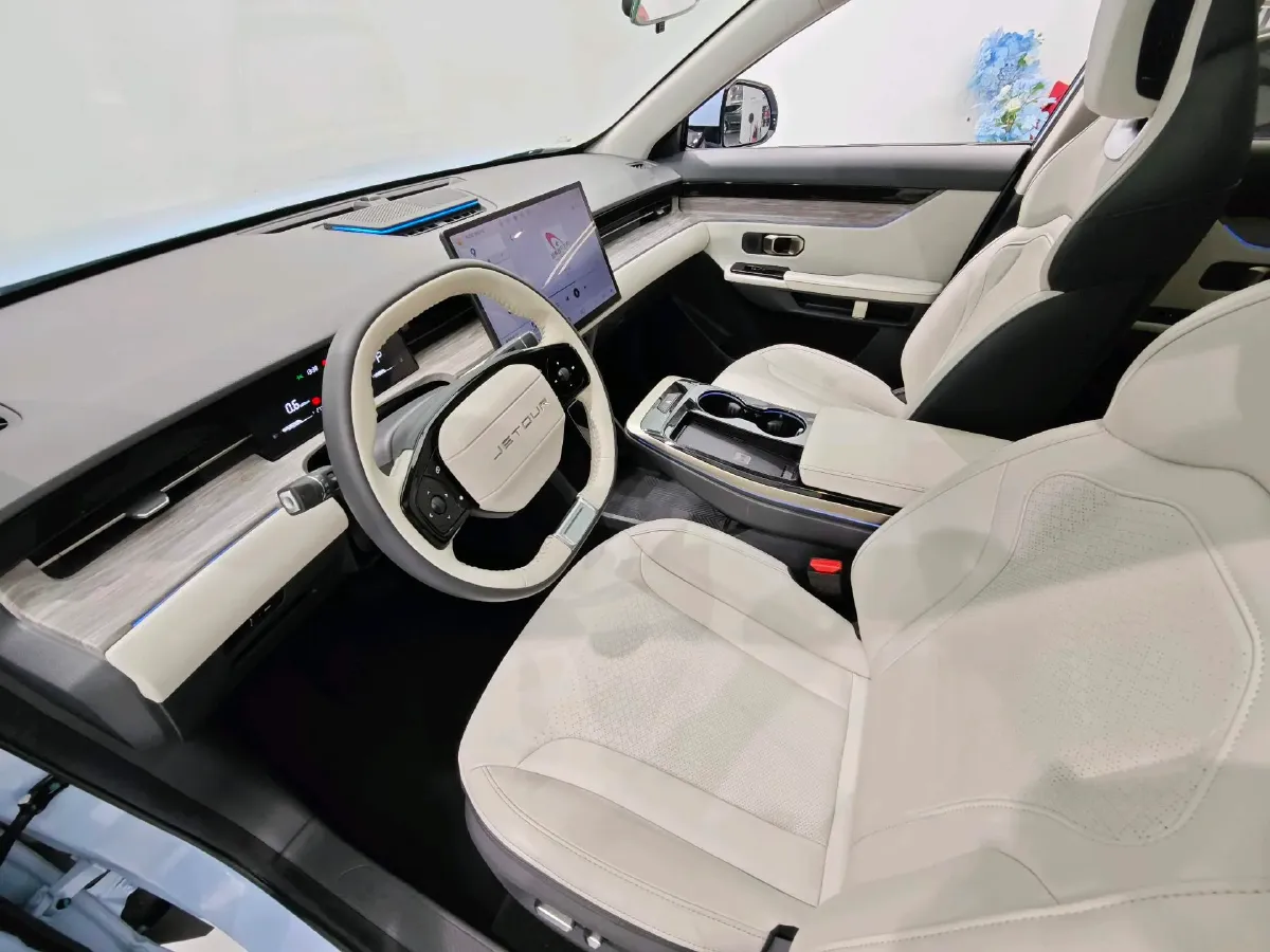 2023 Jetour DASHING 1.6T 197HP L4 7DCT,autocango,china used car exporter,china ev exporter,chinese used car exporter,chinese used ev exporter