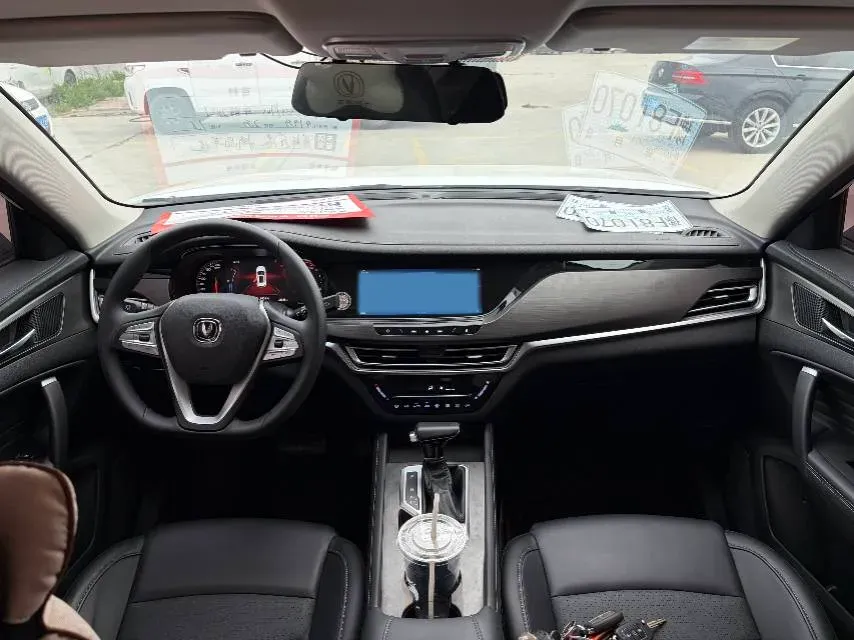 2021 ChangAn CS35 Plus 1.6L 128HP L4 CVT,autocango,china used car exporter,china ev exporter,chinese used car exporter,chinese used ev exporter