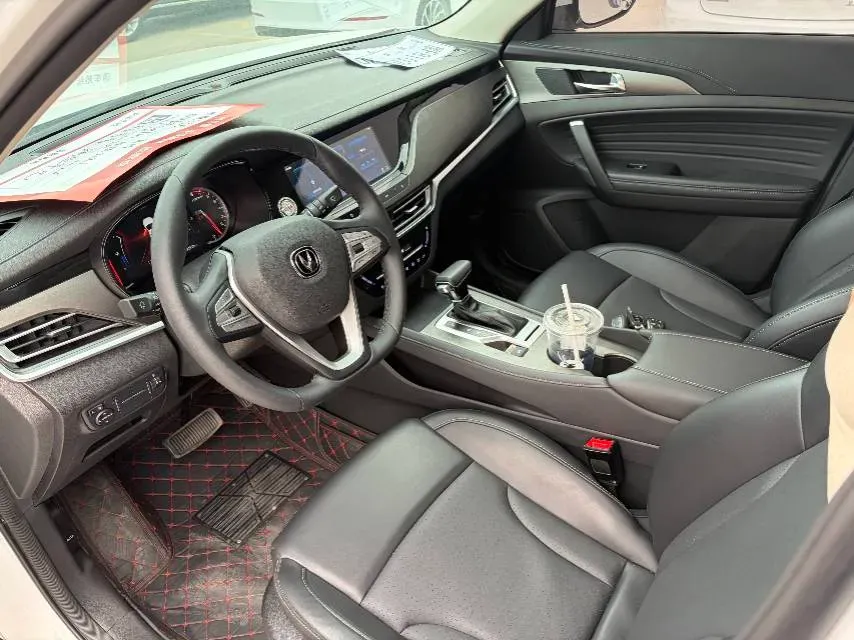 2021 ChangAn CS35 Plus 1.6L 128HP L4 CVT,autocango,china used car exporter,china ev exporter,chinese used car exporter,chinese used ev exporter