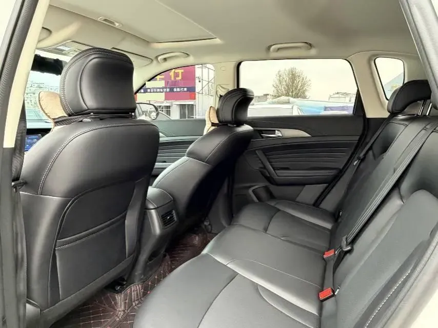 2021 ChangAn CS35 Plus 1.6L 128HP L4 CVT,autocango,china used car exporter,china ev exporter,chinese used car exporter,chinese used ev exporter