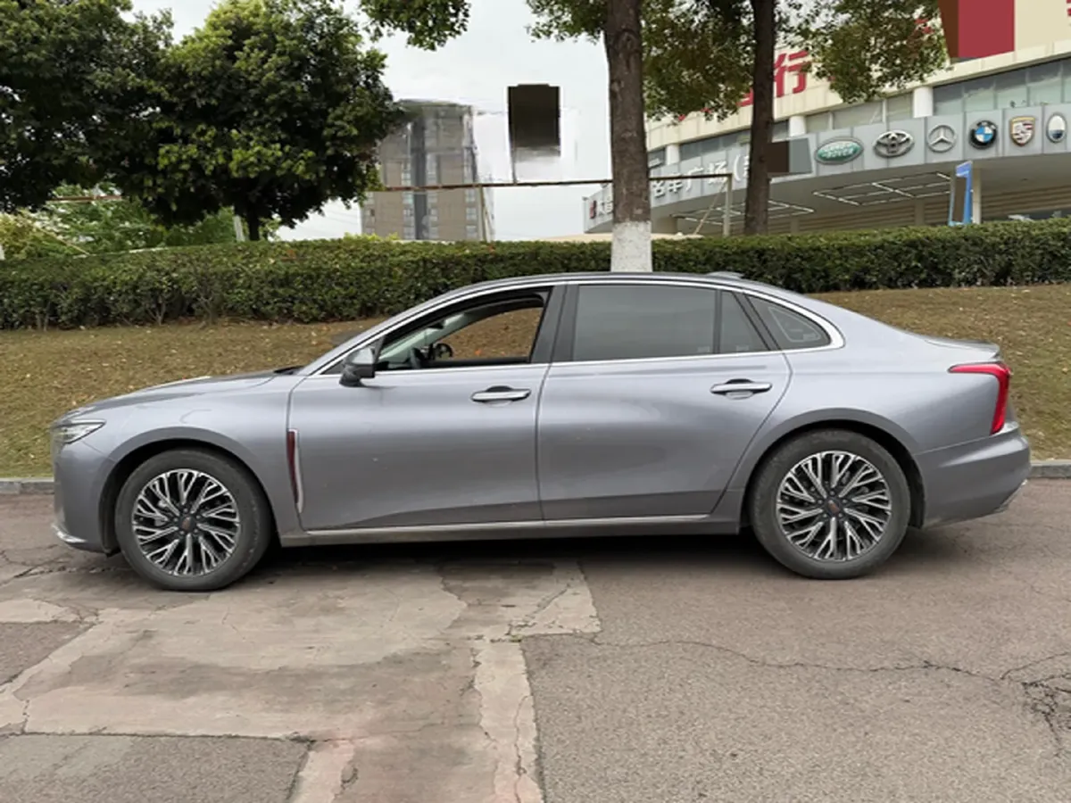 2023 HongQi H5 2.0T 224HP L4 8AT,autocango,china used car exporter,china ev exporter,chinese used car exporter,chinese used ev exporter