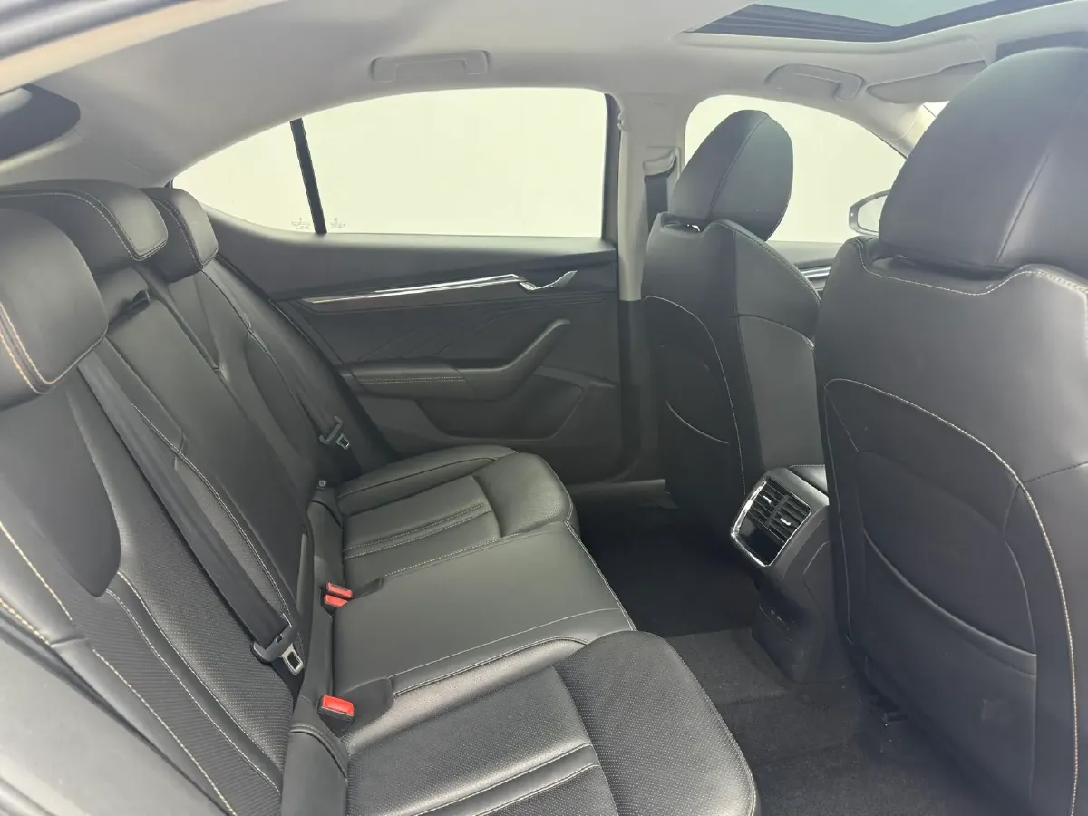 2021 Skoda Octavia 1.4T 150HP L4 7DCT,autocango,china used car exporter,china ev exporter,chinese used car exporter,chinese used ev exporter