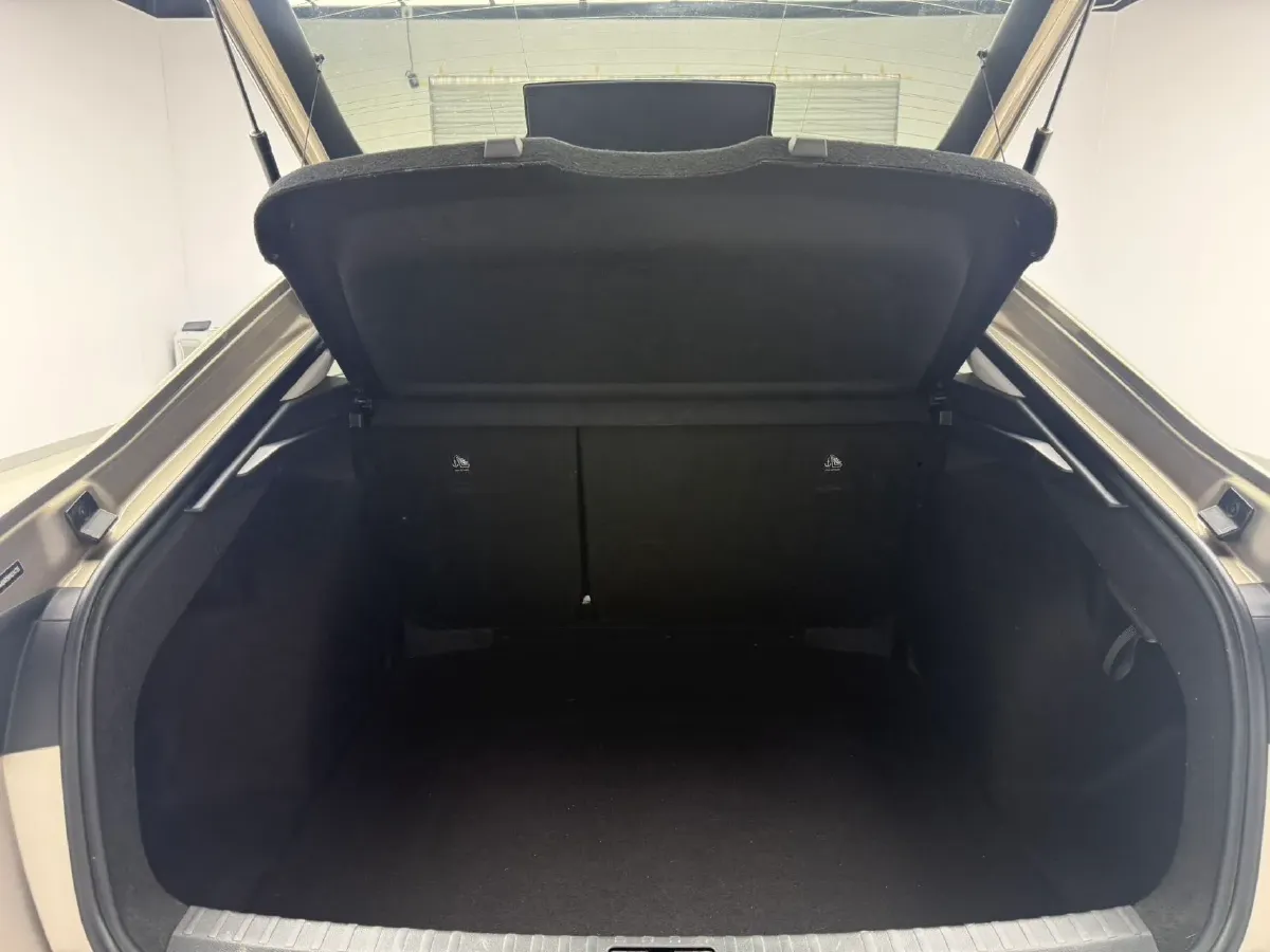 2021 Skoda Octavia 1.4T 150HP L4 7DCT,autocango,china used car exporter,china ev exporter,chinese used car exporter,chinese used ev exporter