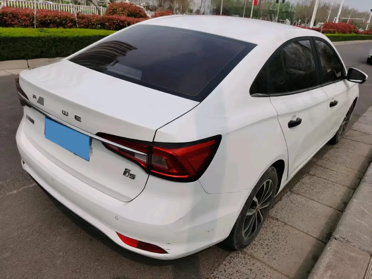 2020 Roewe i5 1.5L 120HP L4 CVT,autocango,china used car exporter,china ev exporter,chinese used car exporter,chinese used ev exporter