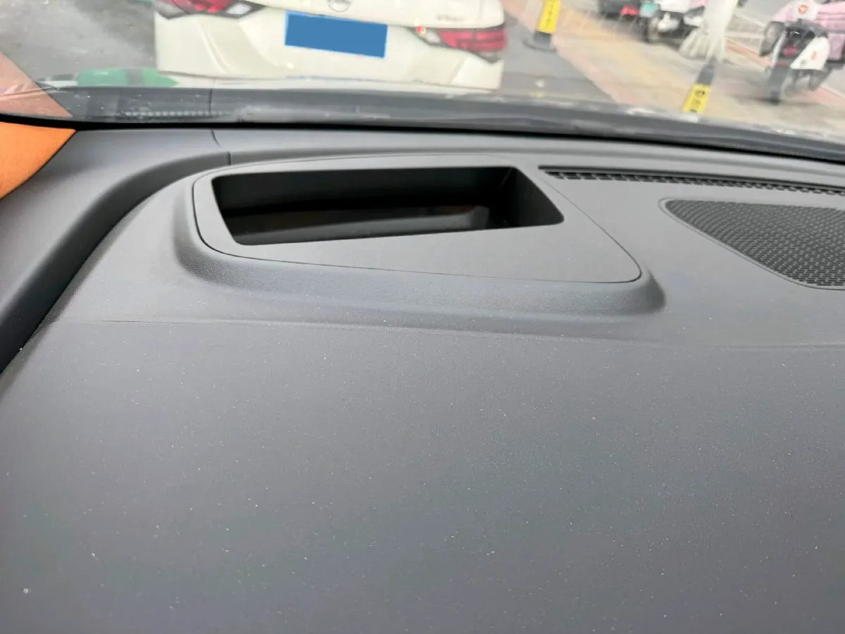 2025 WEY HighMountain 1.5T 170HP L4 4DHT PHEV,autocango,china used car exporter,china ev exporter,chinese used car exporter,chinese used ev exporter