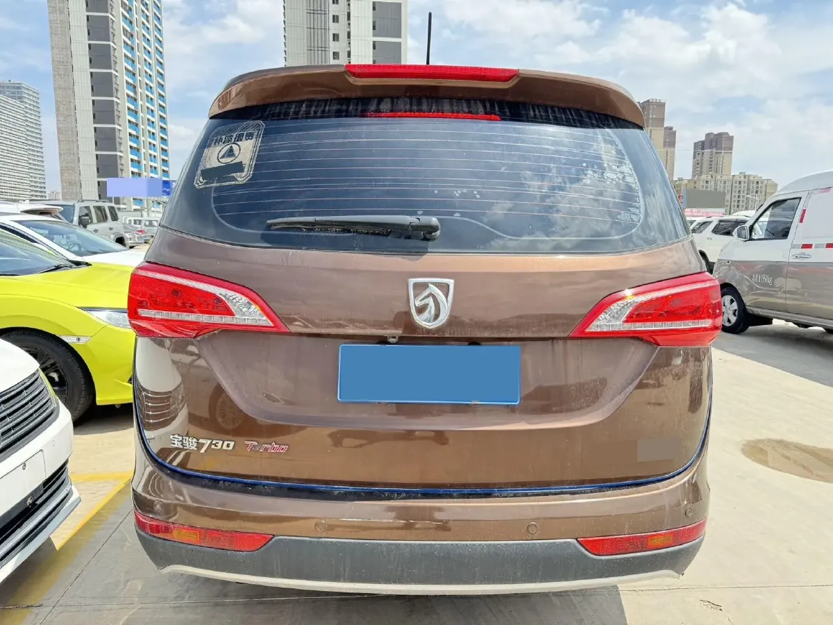 2017 BaoJun 730 1.5T 150HP L4 6MT,autocango,china used car exporter,china ev exporter,chinese used car exporter,chinese used ev exporter