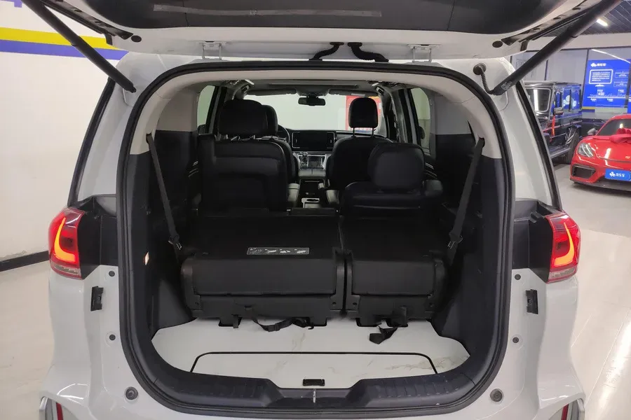 2023 GAC Trumpchi M8 2.0T 252HP L4 8AT,autocango,china used car exporter,china ev exporter,chinese used car exporter,chinese used ev exporter