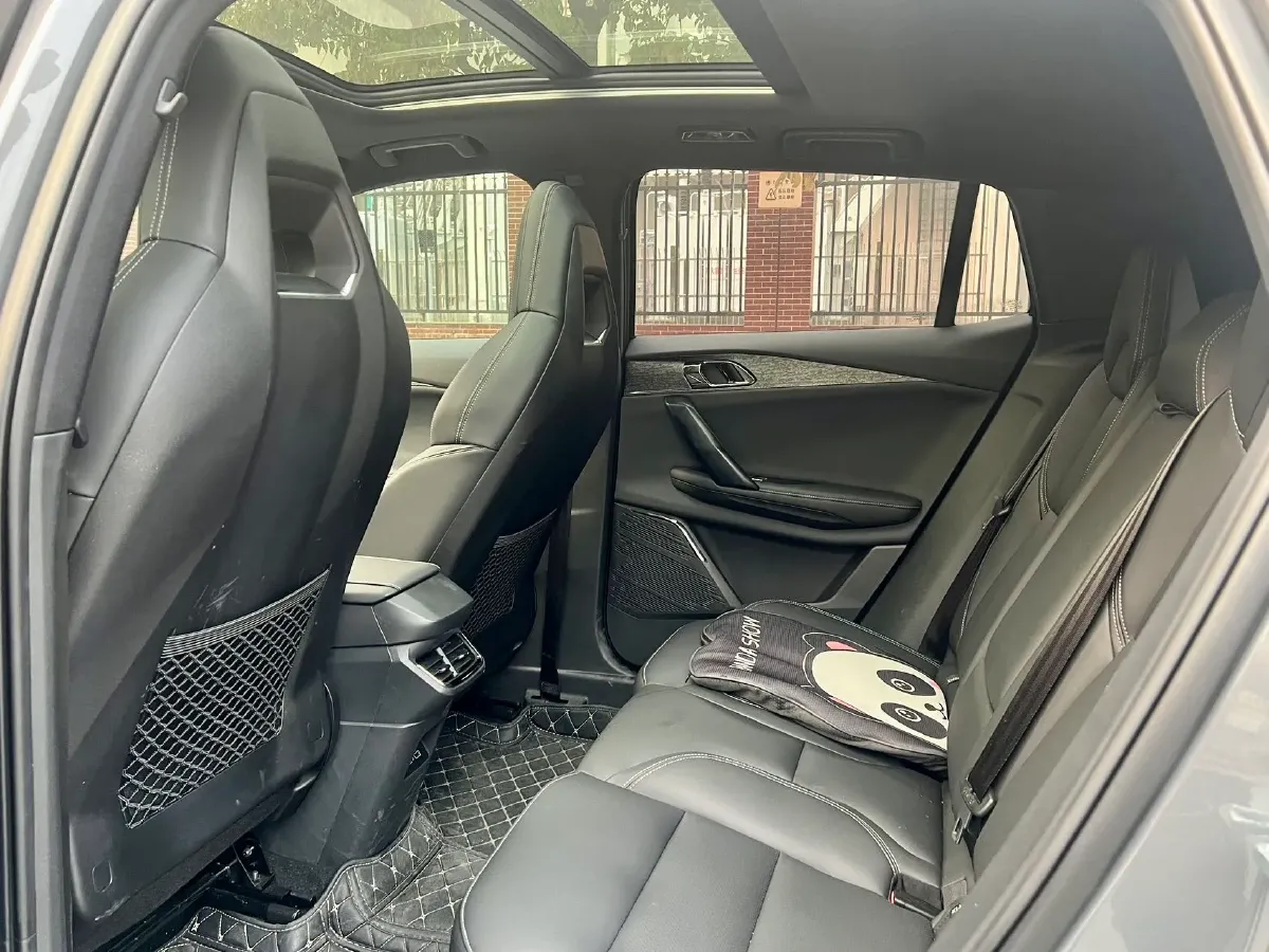 2023 LYNK&CO 06 1.5T 181HP L4 7DCT,autocango,china used car exporter,china ev exporter,chinese used car exporter,chinese used ev exporter