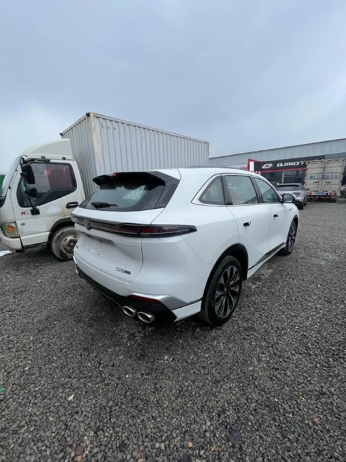 2025 ChangAn CS75 Plus 2.0T 233HP L4 8AT,autocango,china used car exporter,china ev exporter,chinese used car exporter,chinese used ev exporter