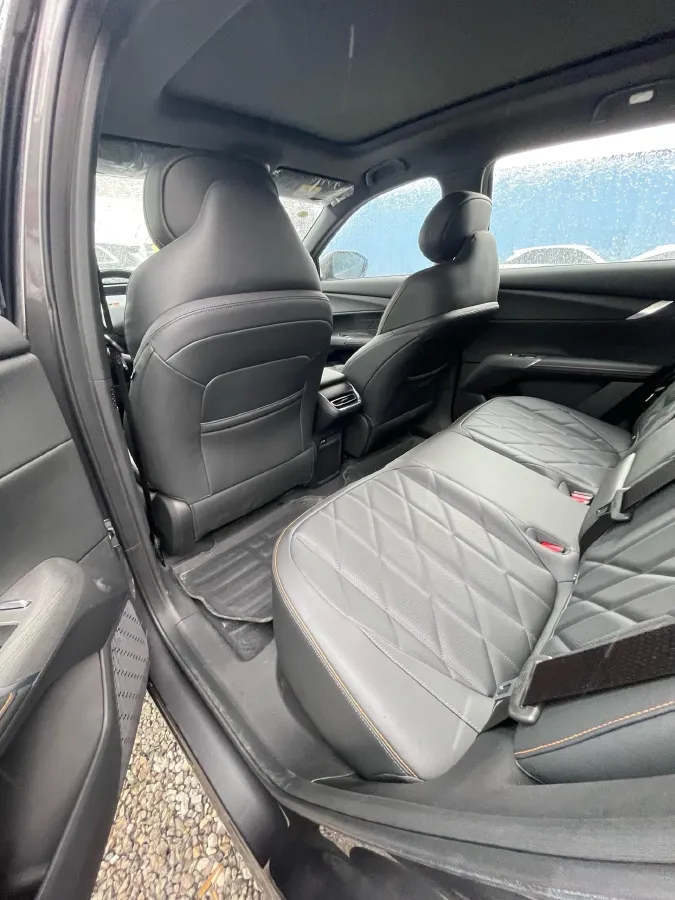 2025 ChangAn CS75 Plus 2.0T 233HP L4 8AT,autocango,china used car exporter,china ev exporter,chinese used car exporter,chinese used ev exporter