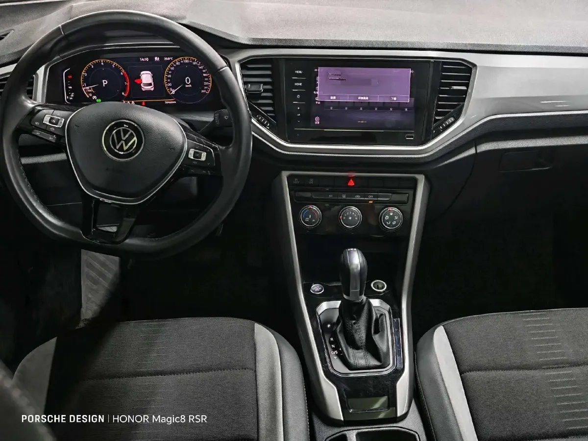 2021 Volkswagen T-Roc 1.4T 150HP L4 7DCT,autocango,china used car exporter,china ev exporter,chinese used car exporter,chinese used ev exporter