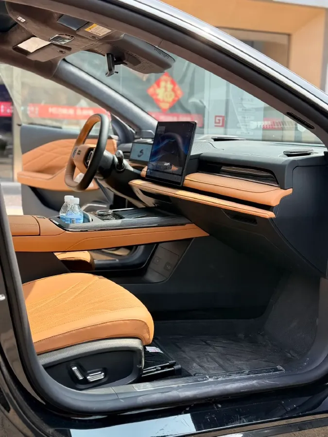 2025 Geely Galaxy Starshine 8 1.5L 112HP L4 1DHT PHEV,autocango,china used car exporter,china ev exporter,chinese used car exporter,chinese used ev exporter