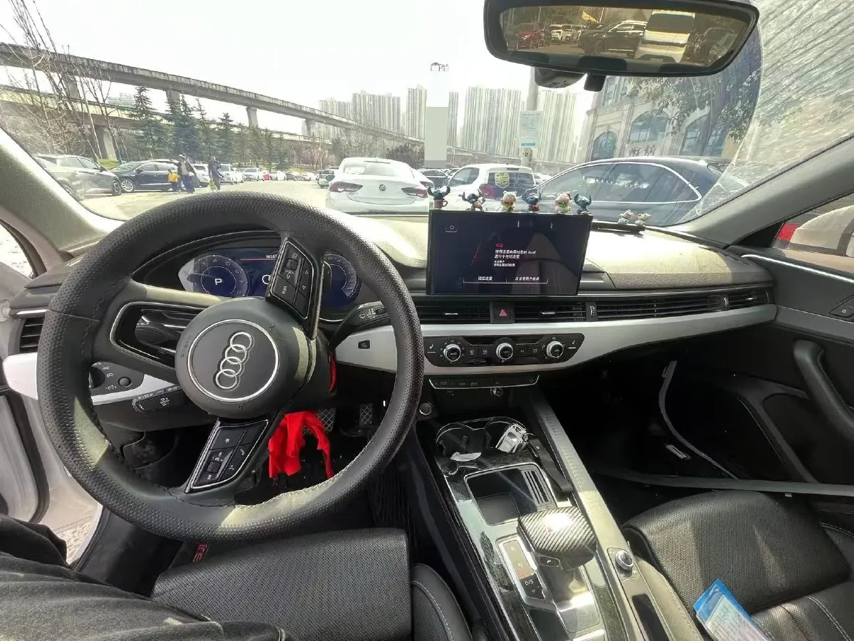 2023 Audi A4L 2.0T 190HP L4 7DCT,autocango,china used car exporter,china ev exporter,chinese used car exporter,chinese used ev exporter