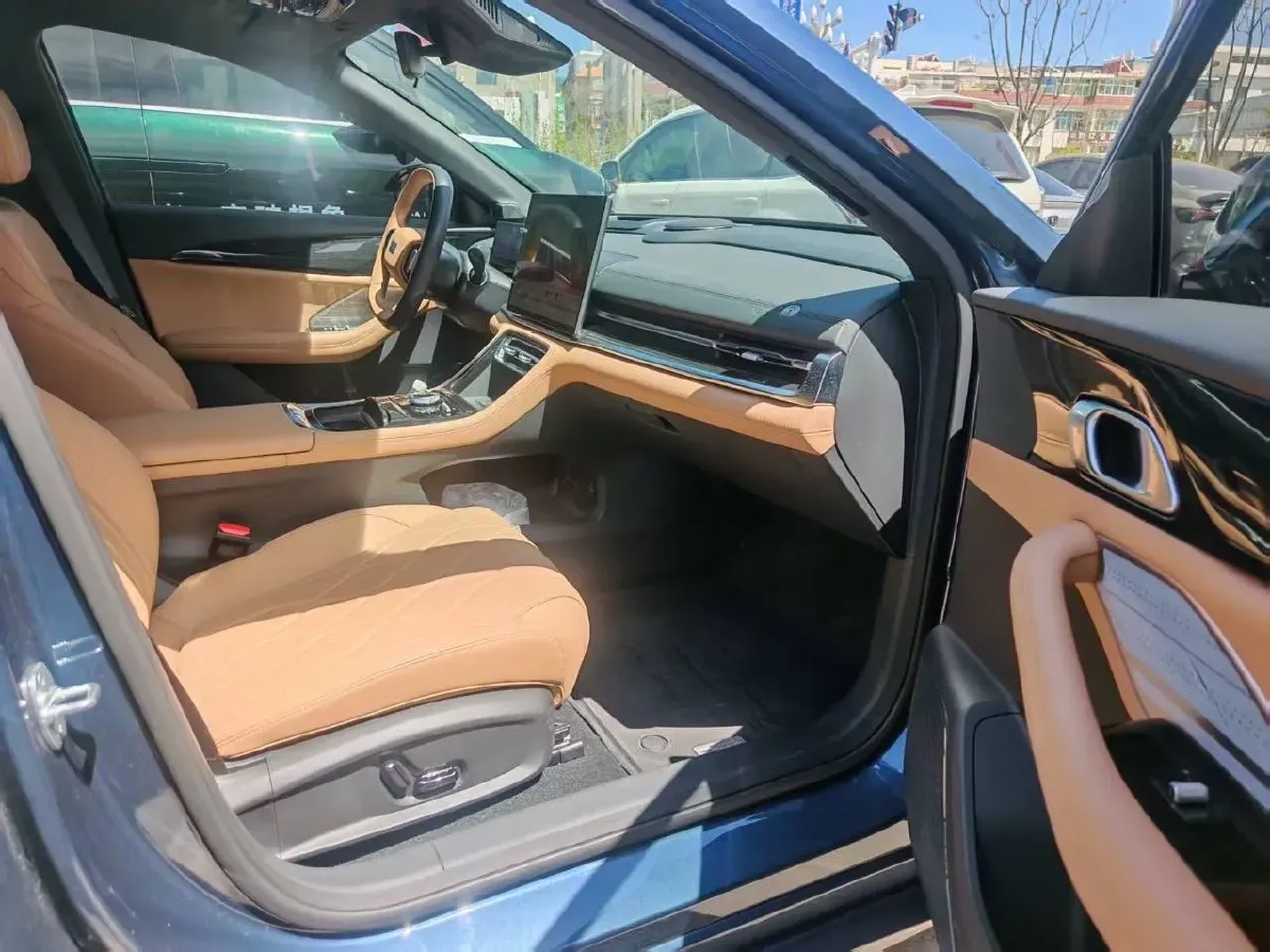 2025 Geely Galaxy A7 1.5L 112HP L4 1DHT PHEV,autocango,china used car exporter,china ev exporter,chinese used car exporter,chinese used ev exporter