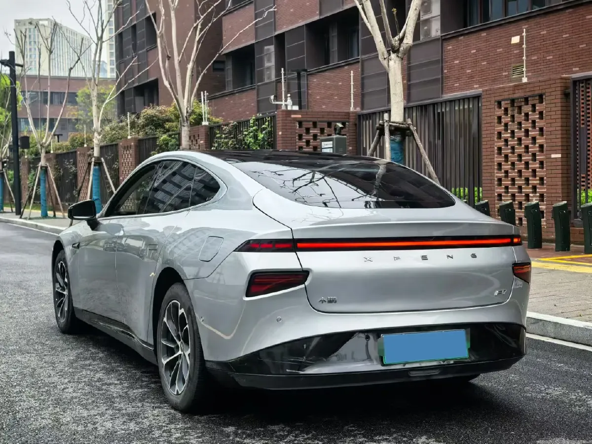 2020 Xpeng P7 BEV 70.8KWH,autocango,china used car exporter,china ev exporter,chinese used car exporter,chinese used ev exporter