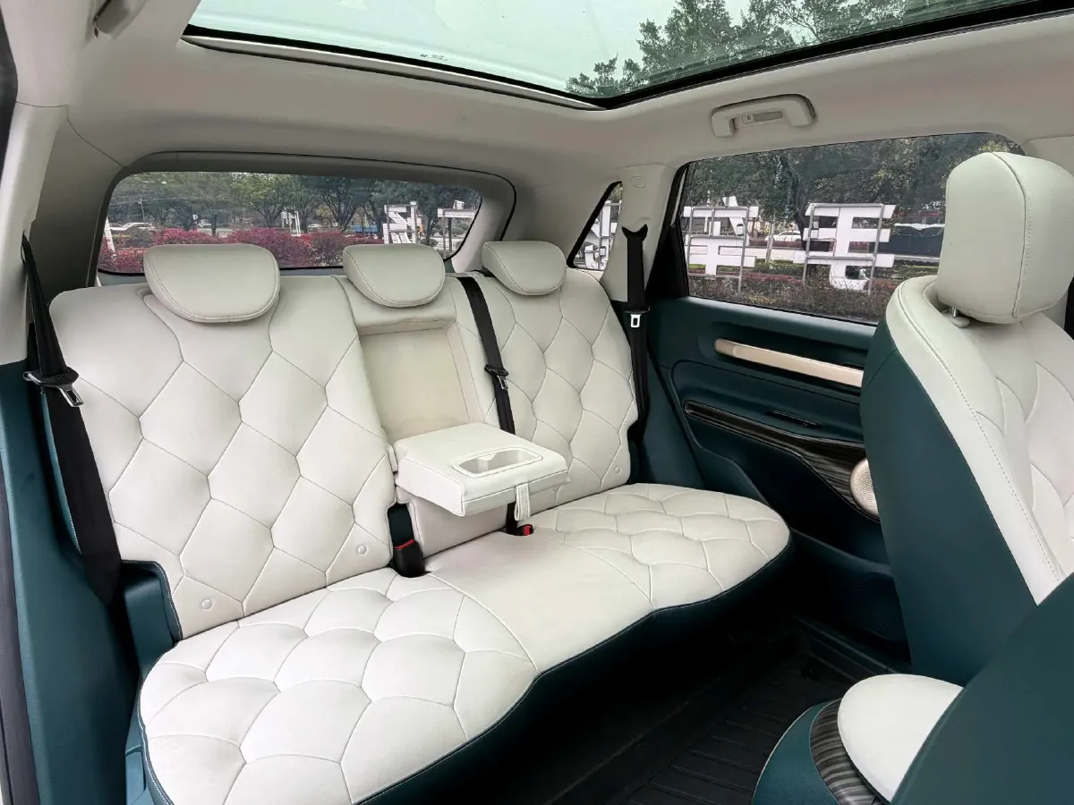 2023 BaoJun Cloud BEV 50.6KWH,autocango,china used car exporter,china ev exporter,chinese used car exporter,chinese used ev exporter