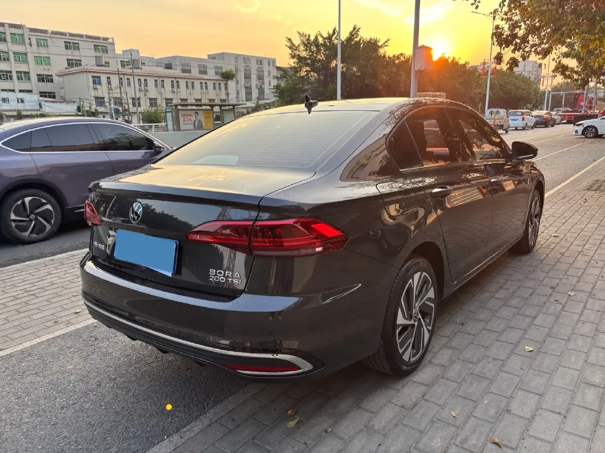 2023 Volkswagen Bora 1.2T 116HP L4 7DCT,autocango,china used car exporter,china ev exporter,chinese used car exporter,chinese used ev exporter