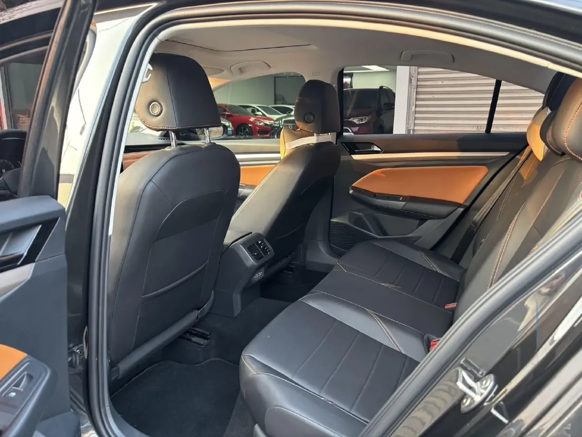 2023 Volkswagen Bora 1.2T 116HP L4 7DCT,autocango,china used car exporter,china ev exporter,chinese used car exporter,chinese used ev exporter
