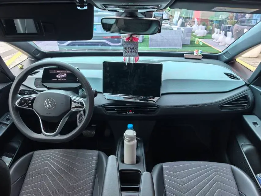 2025 Volkswagen ID.3 BEV 52.8KWH,autocango,china used car exporter,china ev exporter,chinese used car exporter,chinese used ev exporter
