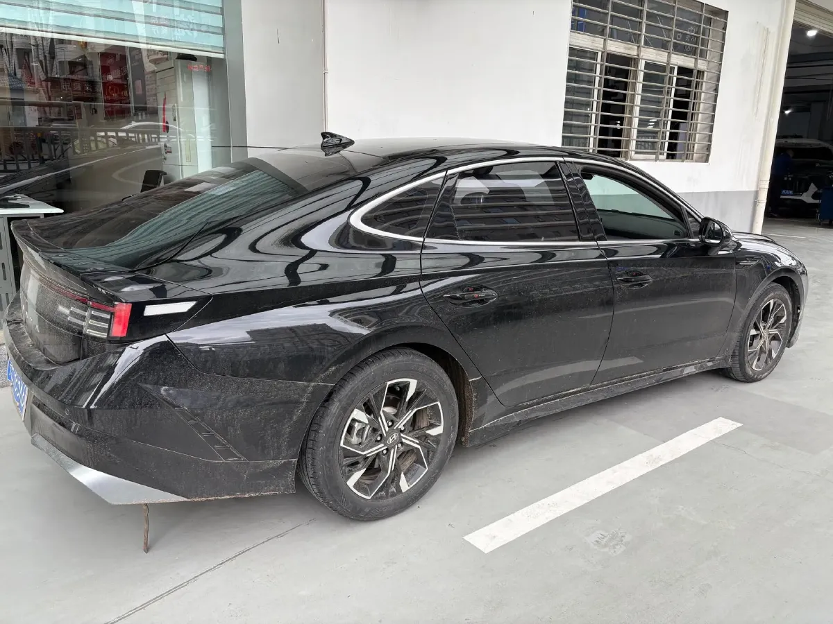 2024 Hyundai Sonata 1.5T 170HP L4 8AT,autocango,china used car exporter,china ev exporter,chinese used car exporter,chinese used ev exporter