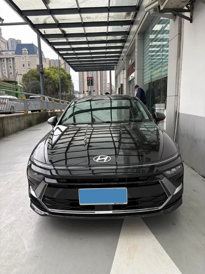 2024 Hyundai Sonata 1.5T 170HP L4 8AT,autocango,china used car exporter,china ev exporter,chinese used car exporter,chinese used ev exporter